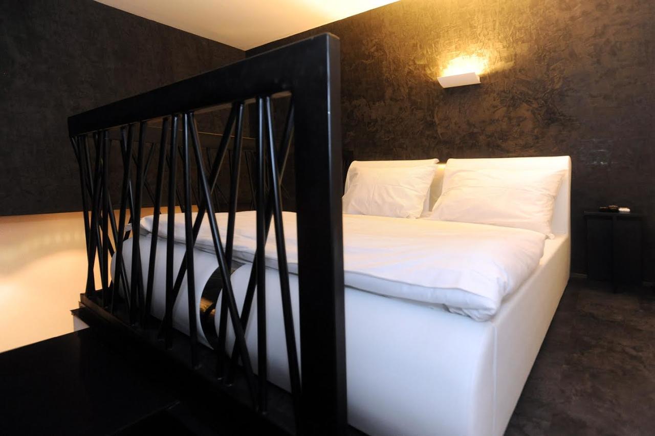 B&B Beo-River Sajmiste Zewnętrze zdjęcie